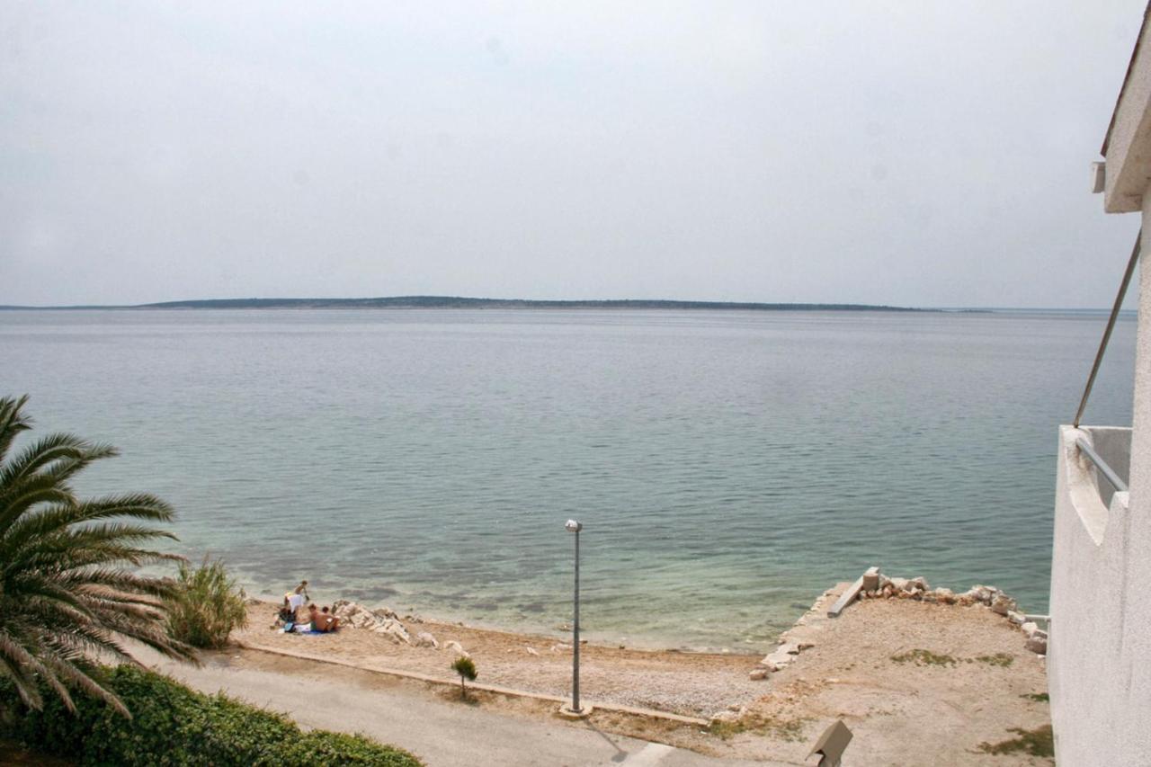 Apartments By The Sea Mandre, Pag - 4093 Kolan Dış mekan fotoğraf